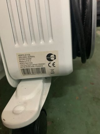 Estufa eléctrica blanca
