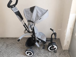 Triciclo Kinderkraft gris