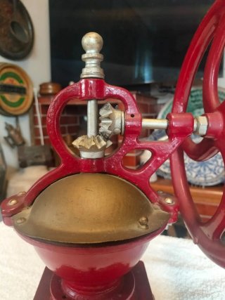 Antiguos Molinillos Elma