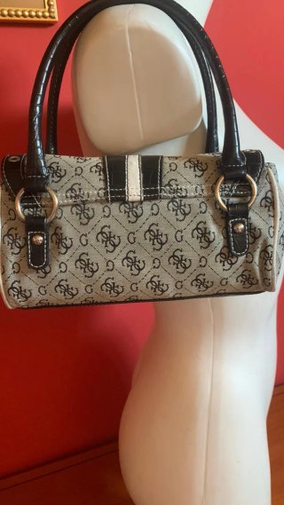 Borsa Guess vintage beige e nera