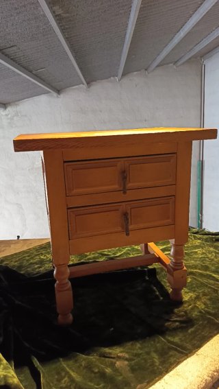 Mesita de noche provenzal madera