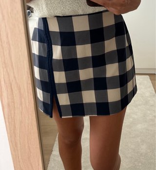 Falda cuadros beige y negra