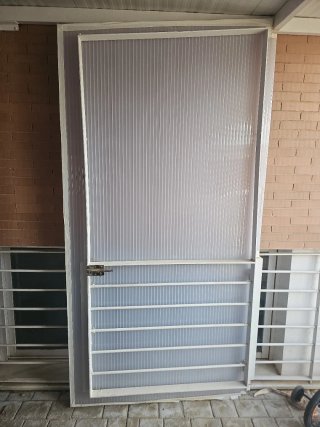 Puerta de hierro