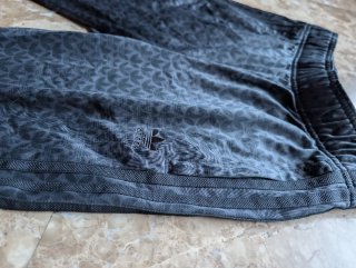 Pantalones Adidas Negros Estampados