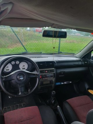 SEAT Leon 2004