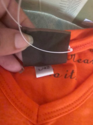 Camiseta naranja dragón oriental
