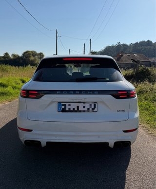 Porsche Cayenne APPROVED