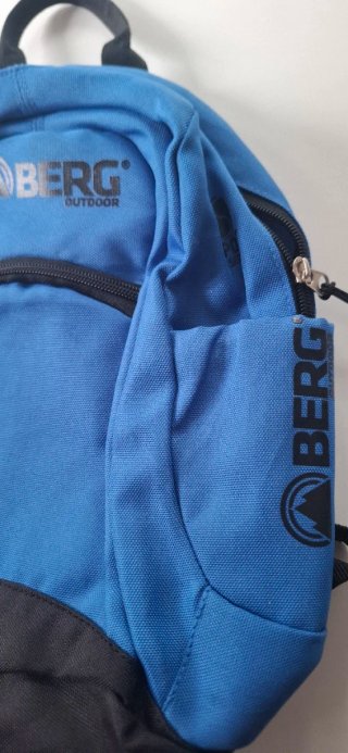 Mochila Berg Outdoor azul y negra