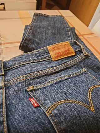 Pantalón vaquero Levi's azul