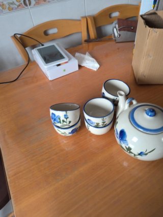 Juego de tetera y 6 tazas de cerámica