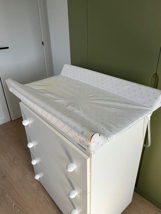 Bañera cambiador Micuna 4 cajones con ruedas