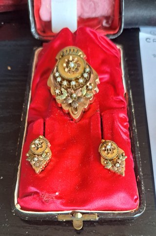 Joya Antigua Oro y Perlas