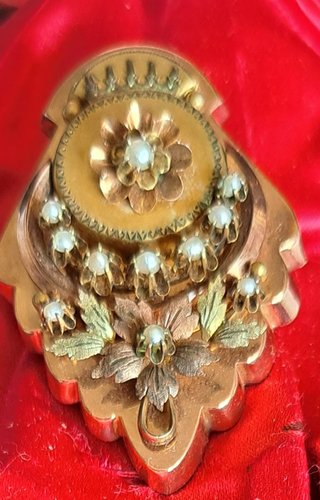 Joya Antigua Oro y Perlas