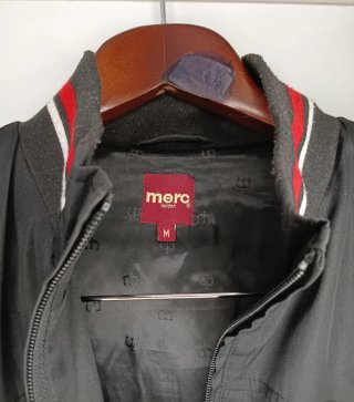Cazadora Merc Negra Talla M