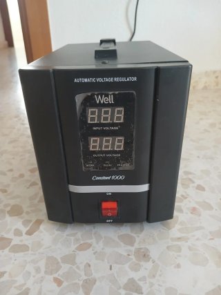 Regulador Voltaje Automático Well Constant 1000