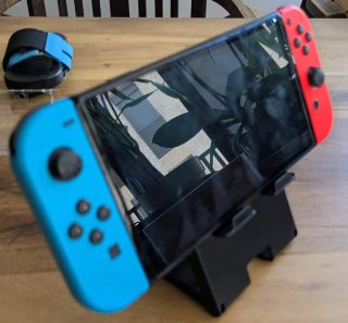 Nintendo Switch OLED 64GB Rojo/Azul Neón