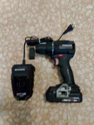 Taladro Parkside con Batería y Cargador