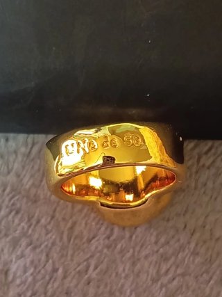 Anillo Uno de 50 Dorado
