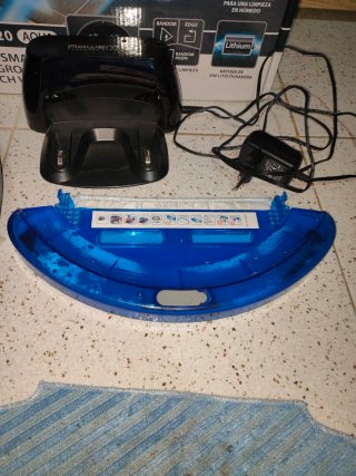 Rowenta Explorer Serie 20 Aqua Robot Aspirador