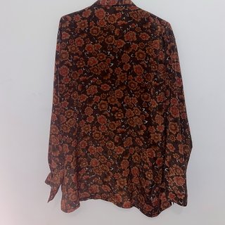 Camisa vintage floral marrón y roja vintage