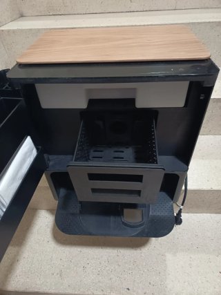 Robot aspirador y friegasuelos Roomba Combo j9+