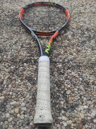 Raqueta Wilson Burn 100 LS L2 4 1/4