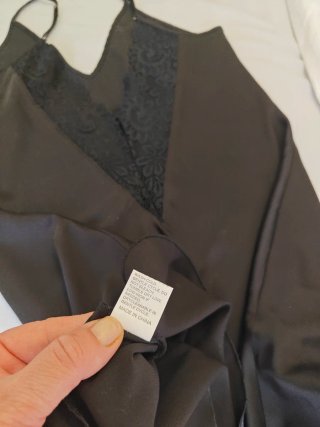 Camisón lencero satén negro encaje