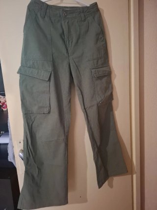 Pantalones cargo verde oliva
