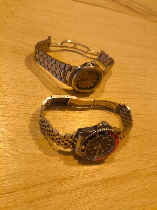 Reloj GMT sin uso
