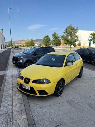 SEAT Ibiza 2004