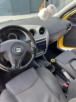 SEAT Ibiza 2004