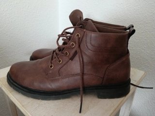 Botines de piel para hombre