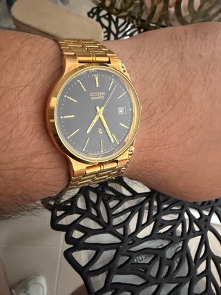 Reloj Citizen Quartz Dorado Hombre