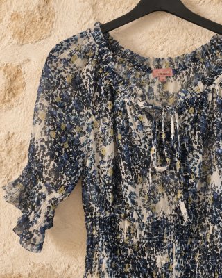 Blusa Trucco floral azul talla S