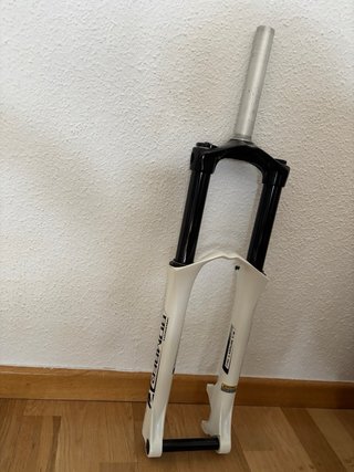 Horquilla Marzocchi Bomber Z1 Para ruedas de 26 “