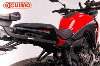 YAMAHA TRACER 7