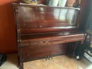 Piano in legno