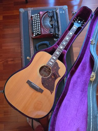 Gibson SJ Deluxe Guitarra Acústica 1970s