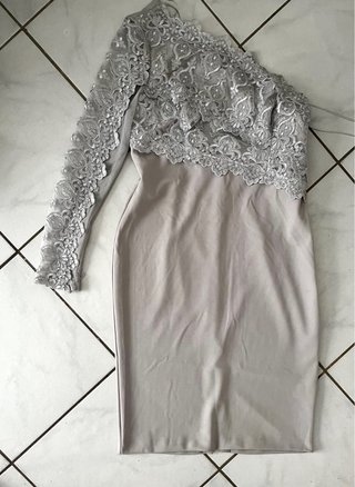 Abito monospalla pizzo grigio perla tg.46