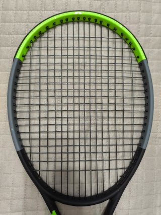 Raqueta Wilson Blade 98 v7