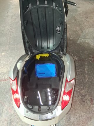 Peugeot Satelis 125 4V Maxi Scooter