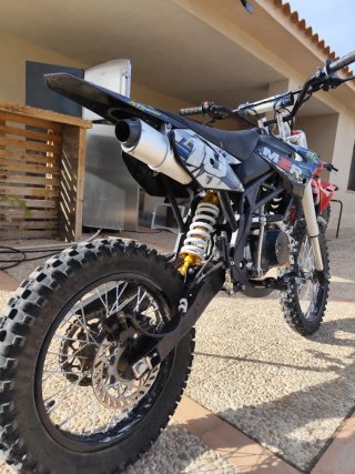 Pit Bike 125cc Motocross Negra y Azul