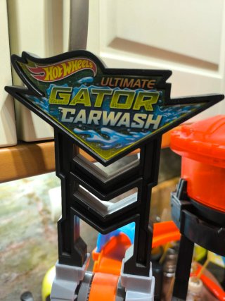 Hot Wheels Cocodrilo Destructor Pista Lavaggio