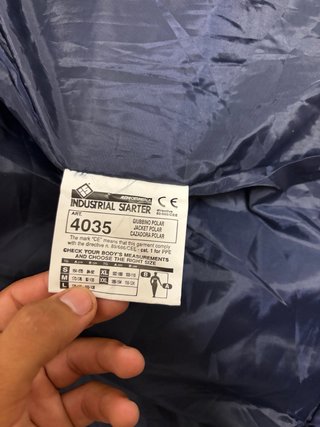 Chaqueta y chaleco Mercedes-Benz azul