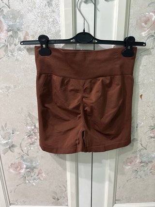 Mezzo Shorts Palestra Taglia Unica Marrone