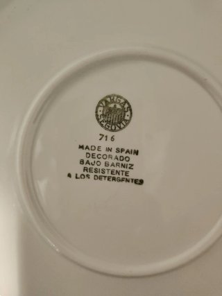 Sopera de porcelana azul y blanca. Vargas Segovia.