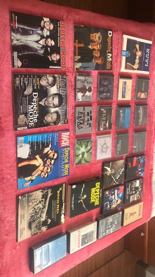 Lote Depeche Mode: CDs, DVDs, VHS, Libros/Revistas
