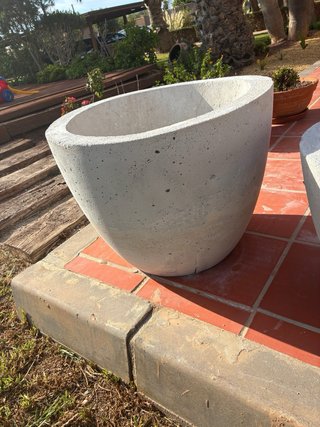 Macetero artesanal hormigón XXL