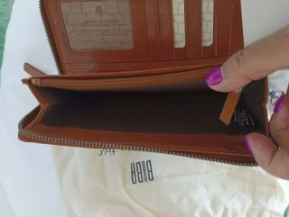 Billetera Biba Piel Marrón Tachuelas