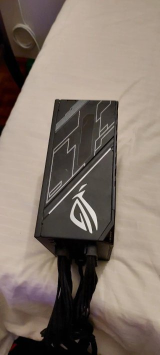 Fonte Asus ROG Thor 1200W Platinum